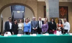 Presentan en el Senado: “Juárez. A 150 años de su muerte,” libro coordinado con la UNAM