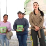 Entrega de kits de nutrición foliar beneficia a agricultores de Santa Catarina Villanueva