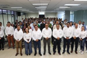 Impulsa Pável Gaspar vinculación con jóvenes de la Mixteca