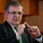Ebrard confirma que su hijo vivió temporalmente en la embajada de México en Reino Unido