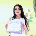 La Presidenta Municipal María Guadalupe Martinez Gerardo entro material de construcción en el Jardín de Niños Carmen Serdán Alatriste