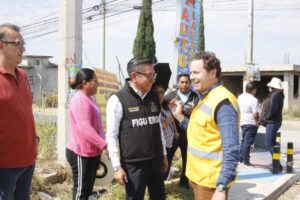 José Luis Figueroa gestiona servicio de agua para habitantes de San Francisco Totimehuacán