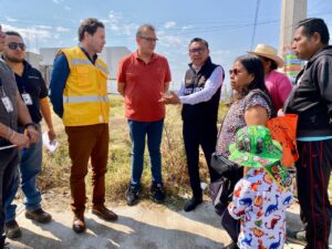 José Luis Figueroa gestiona servicio de agua para habitantes de San Francisco Totimehuacán