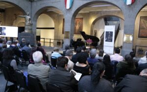 Mauricio Náder transforma la Casona de Xicoténcatl en un viaje cinematográfico con “Piano de Película”