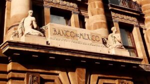 Banxico baja la tasa a 6.5% buscando incentivar la inversión en México
