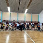 Tecamachalco celebra el Día del Padre con victoria en básquetbol sobre silla de ruedas