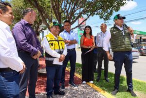 Con Maquinaria Propia y Respaldo Federal, Gobierno Estatal Transforma Vialidades en Puebla