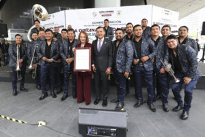 Reconocen trayectoria musical de La Original Banda El Limón