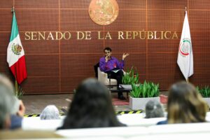 Tertulia literaria en el auditorio Octavio Paz para conmemorar el pensamiento transgresor de Salvador Novo