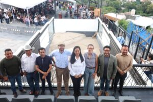 La presidenta de Atlixco, Ariadna Ayala, inauguró la Ventana Arqueológica ubicada en la Plazuela de la Danza del Cerro de San Miguel