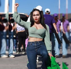 Detienen a excandidata a diputada del PVEM por presunta posesión de arma y enervantes en Hidalgo