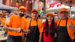 Taquería Los 3 Cochinitos regala tacos y cemitas en honor al Señor de las Maravillas